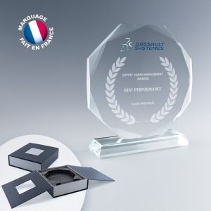Achteckige Trophäe