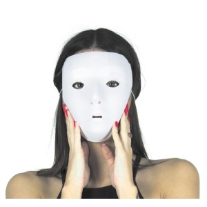 WEISSE MASKE ZUM ANMALEN