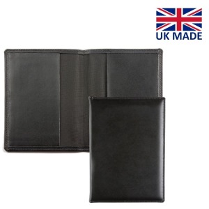 Passschutz aus farbigem Kunstleder