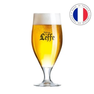 Bierglas mit Stiel