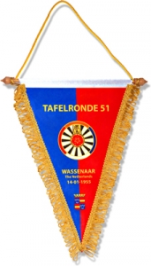 Wimpel mit Kordel