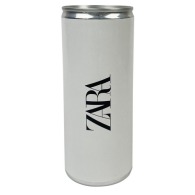 Personalisierte 250-ml-Wasserdose, leicht sprudelnd. Selbstklebendes Etikett Personalisierte 250-ml-Wasserdose, leicht sprudelnd. Selbstklebendes Etikett