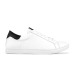 Basket Homme, paire de sneakers Werbung