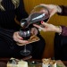 Sagaform Nature Weinkaraffe mit Korkverschluss 2 Liter, Karaffe Werbung