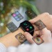 VERNETZTE UHR MIT FREISPRECHEINRICHTUNG Geschäftsgeschenk