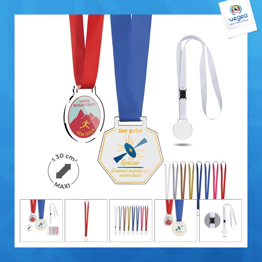 Médaille plastique pmma épaisseur 3mm et maxi 30cm² avec cordon satin