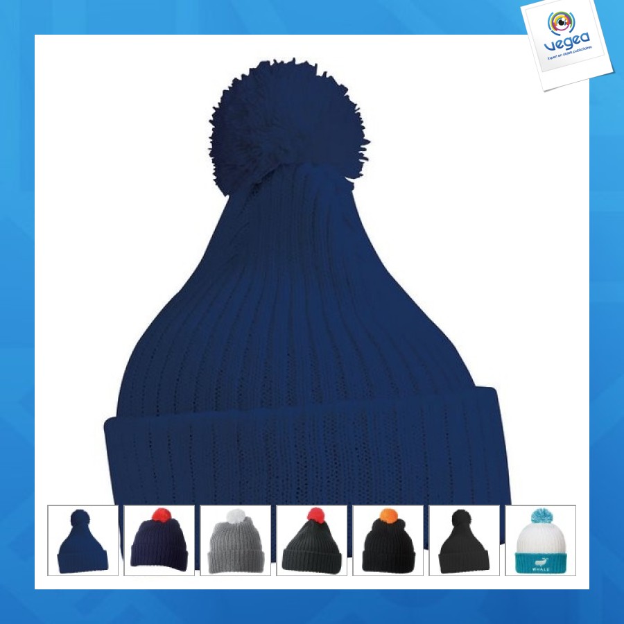 Strickmütze mit bommel