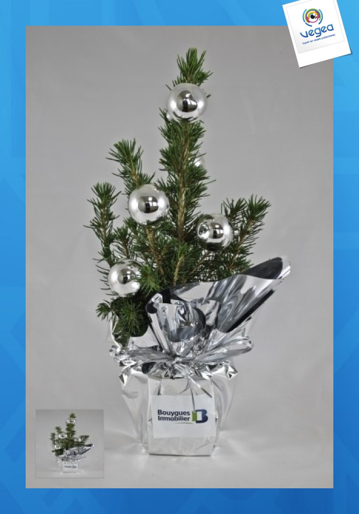 Weihnachtsbaum mit dekoration